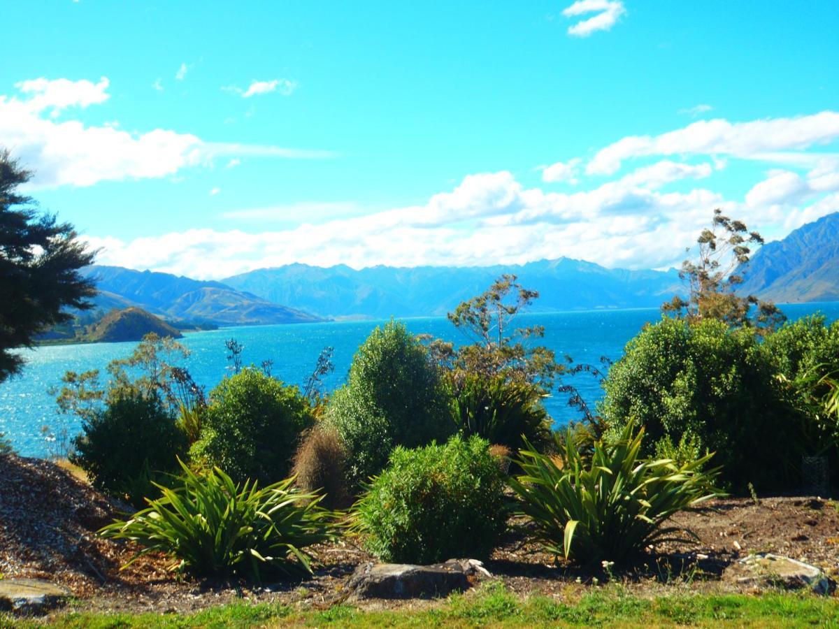 Lakefront Fantail Cottage Lake Hawea, Wanaka المظهر الخارجي الصورة
